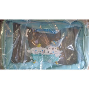 Sanrio Licensed Cinnamoroll Women's Cosmetic Bag Blue